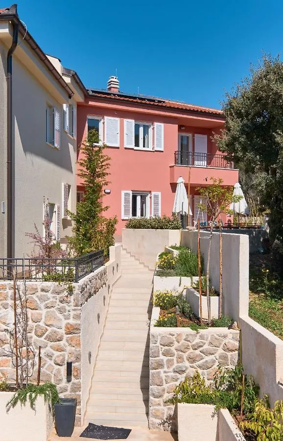Meacres Sun Villa Miholascica